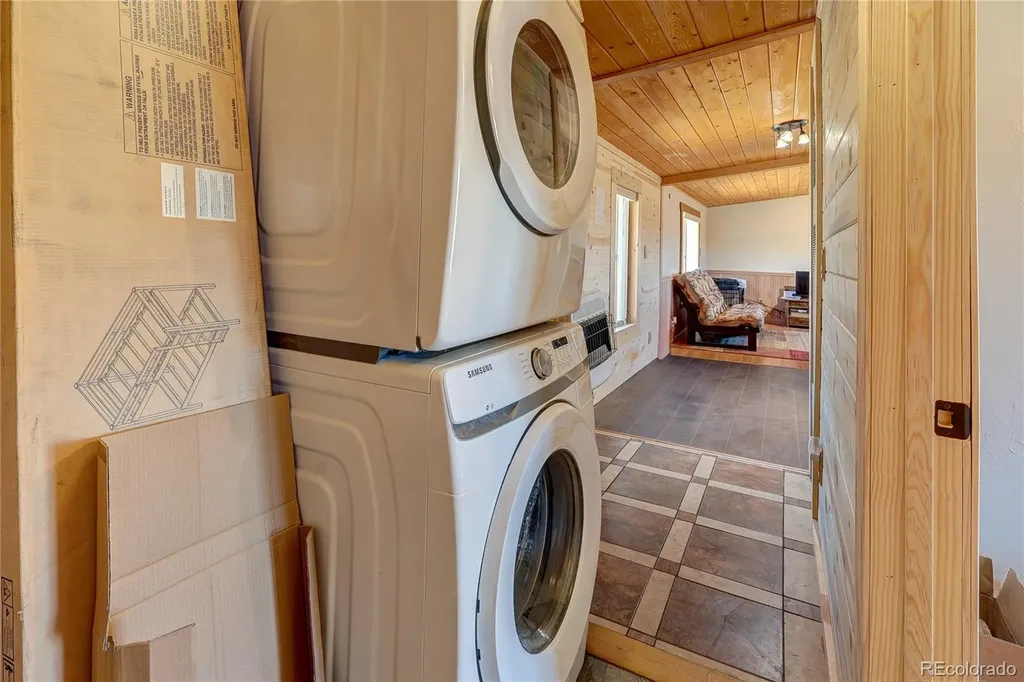 1060 Pinto Trail Como CO 80432