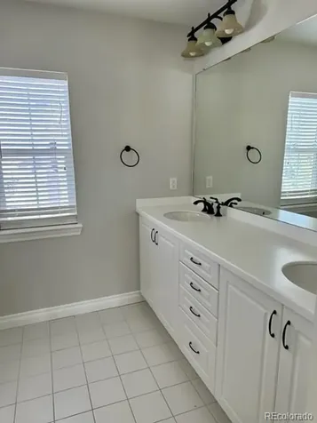 6757 S Riverwood Way Aurora CO 80016