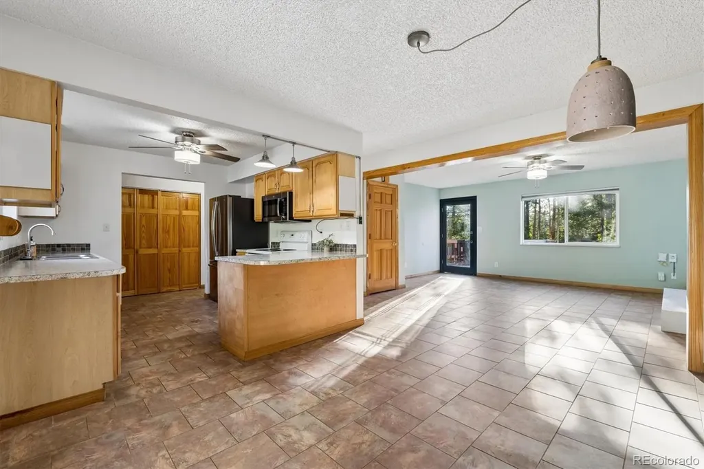 38 Elliot Lane Golden CO 80403