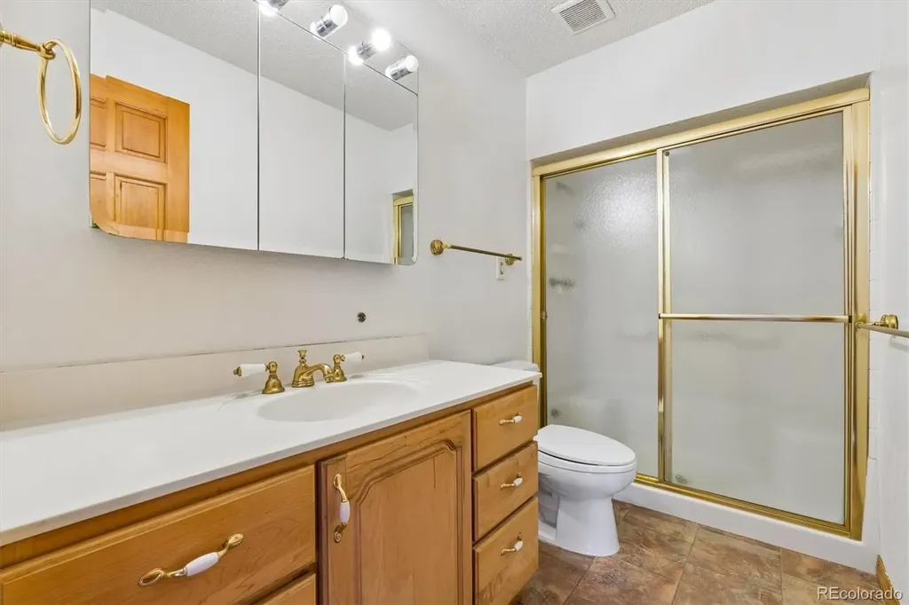 38 Elliot Lane Golden CO 80403