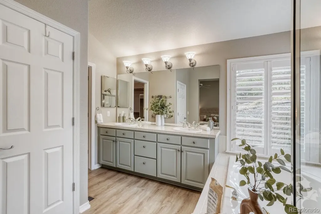 547 Crawford Street Golden CO 80401