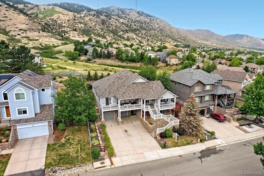 547 Crawford Street Golden CO 80401