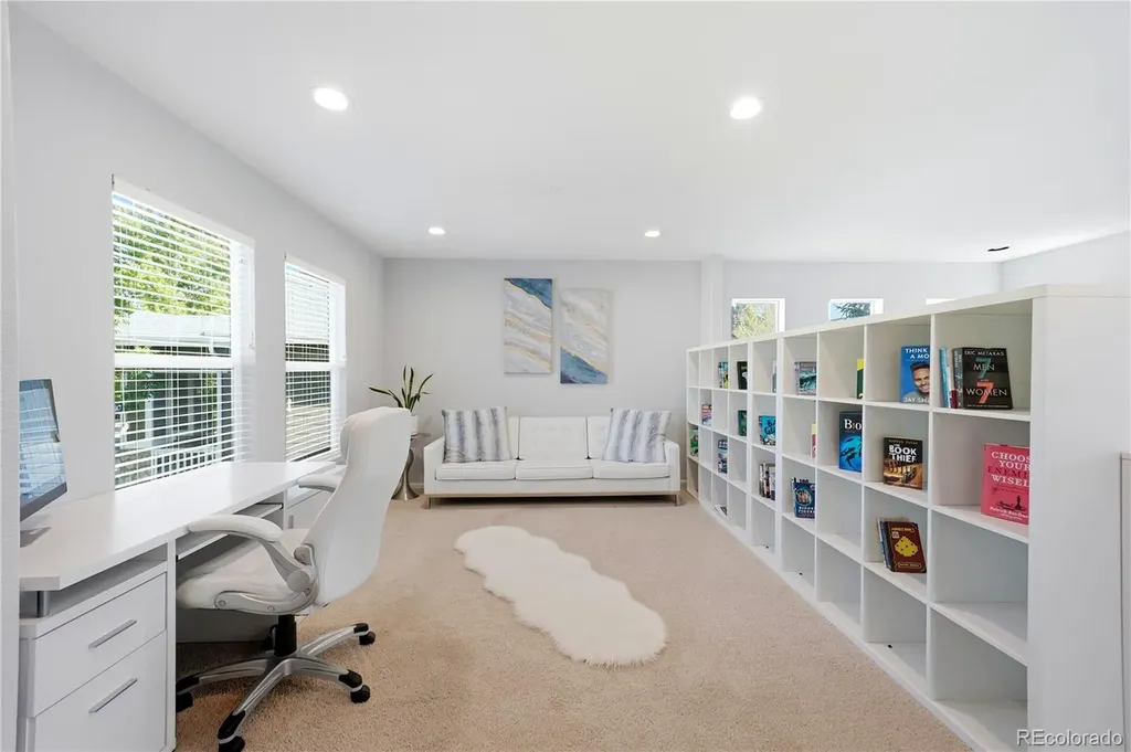 10699 Torrington Lane Littleton CO 80126
