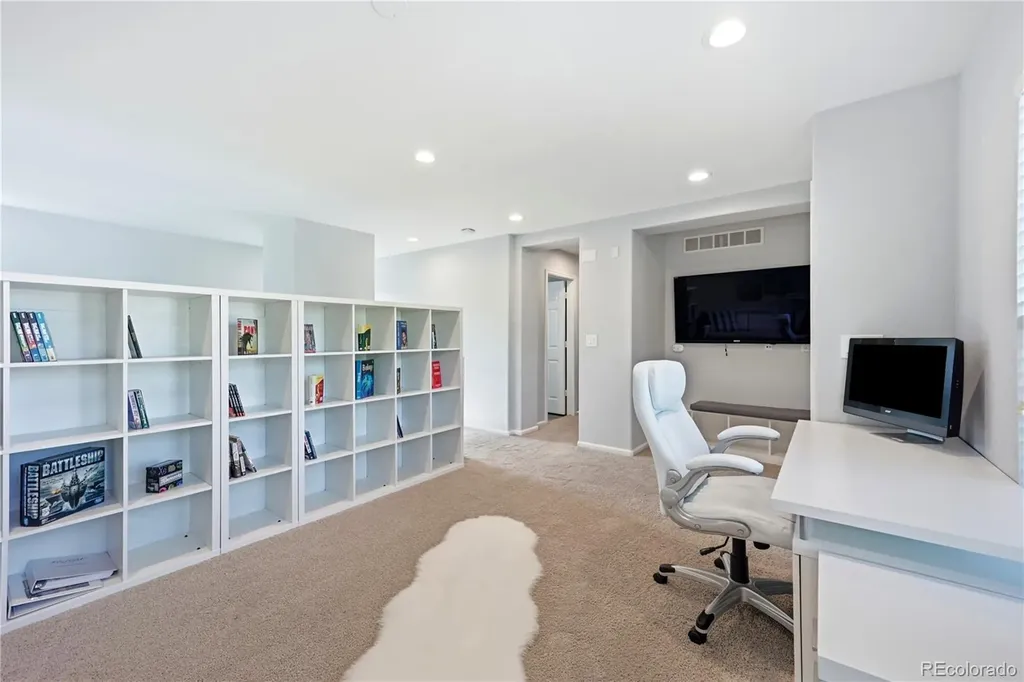10699 Torrington Lane Littleton CO 80126
