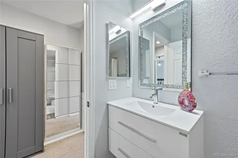 10699 Torrington Lane Littleton CO 80126