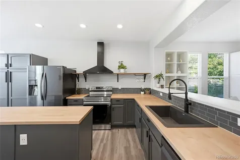 10699 Torrington Lane Littleton CO 80126