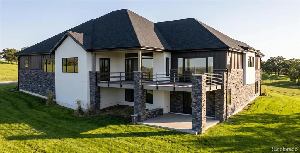 18315 W 57th Place Golden CO 80403