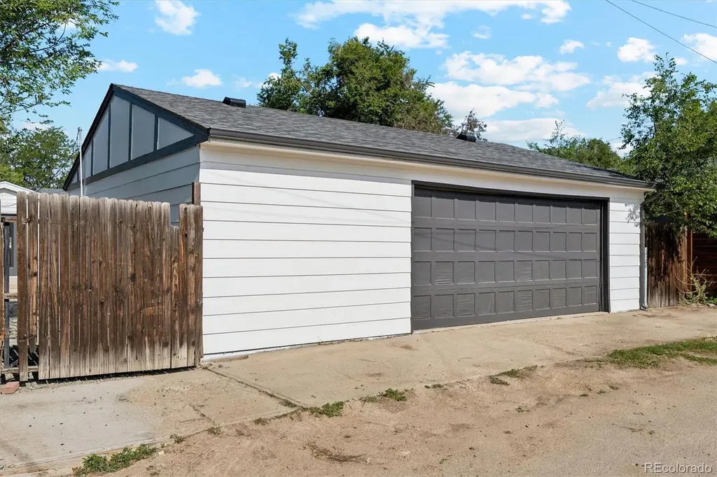 1910 Gray Street Edgewater CO 80214