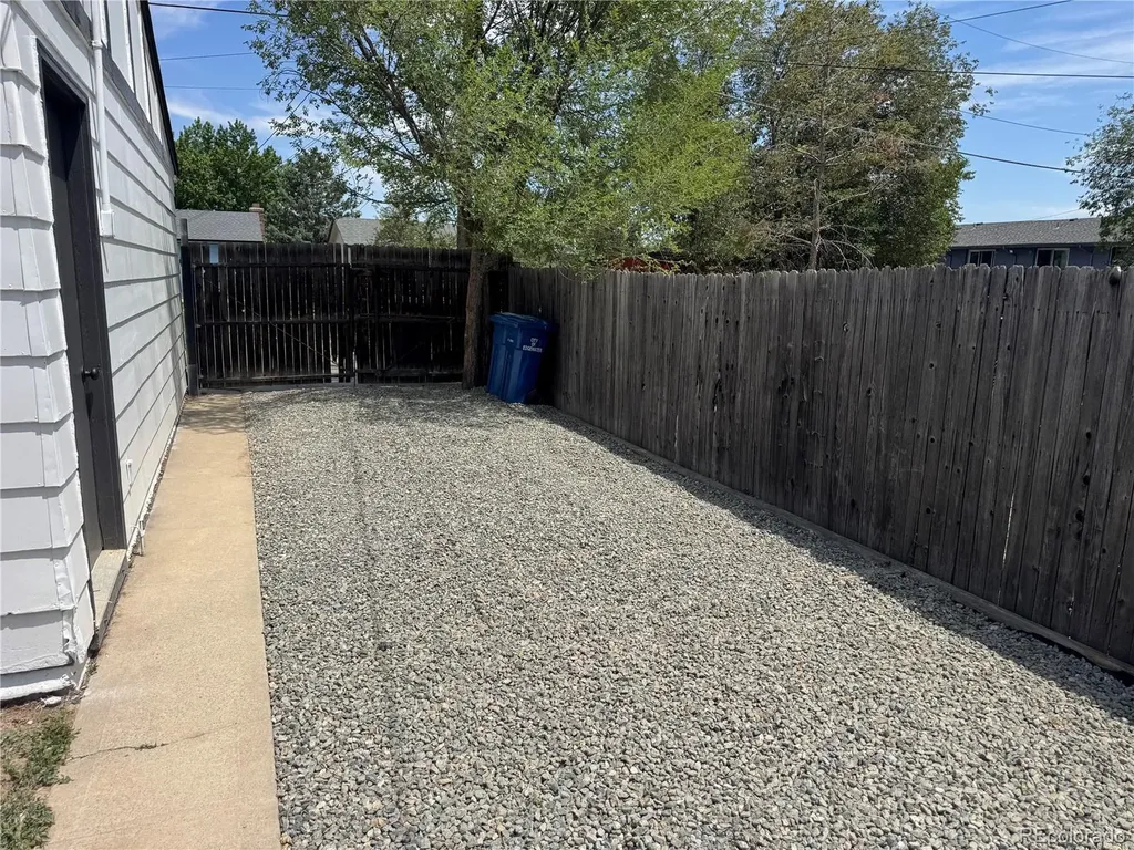 1910 Gray Street Edgewater CO 80214