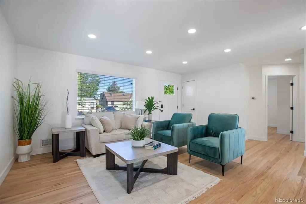 1910 Gray Street Edgewater CO 80214