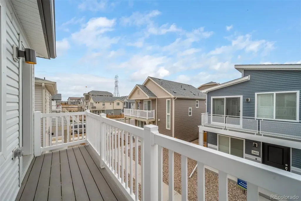 46571 Gold Prairie Drive Bennett CO 80102
