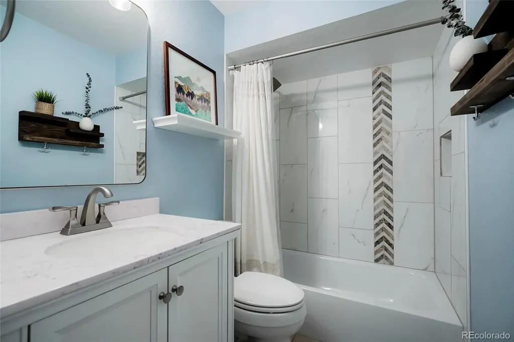 2383 S Holland Street Lakewood CO 80227
