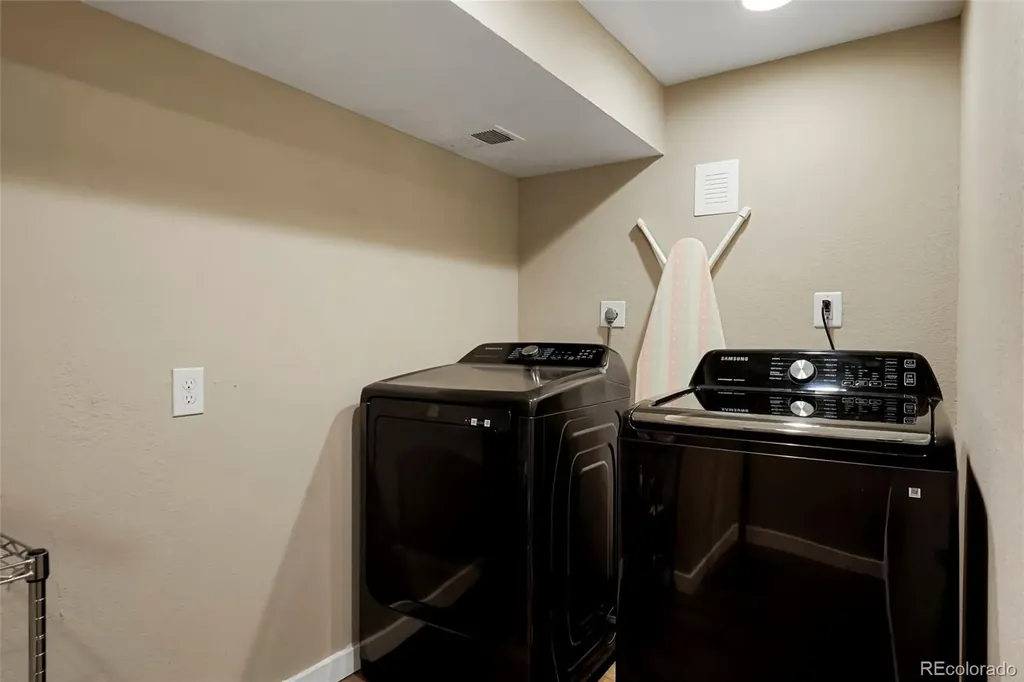 2383 S Holland Street Lakewood CO 80227