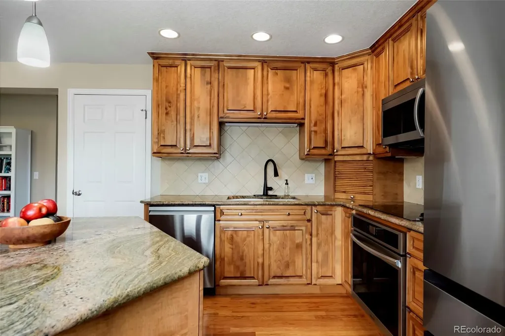 2383 S Holland Street Lakewood CO 80227