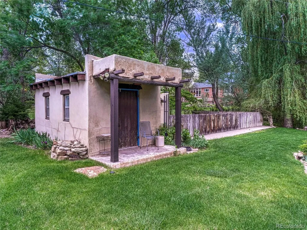 535 Dittmer Avenue Pueblo CO 81005