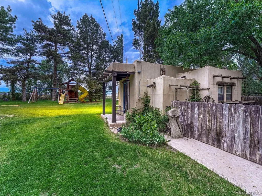 535 Dittmer Avenue Pueblo CO 81005