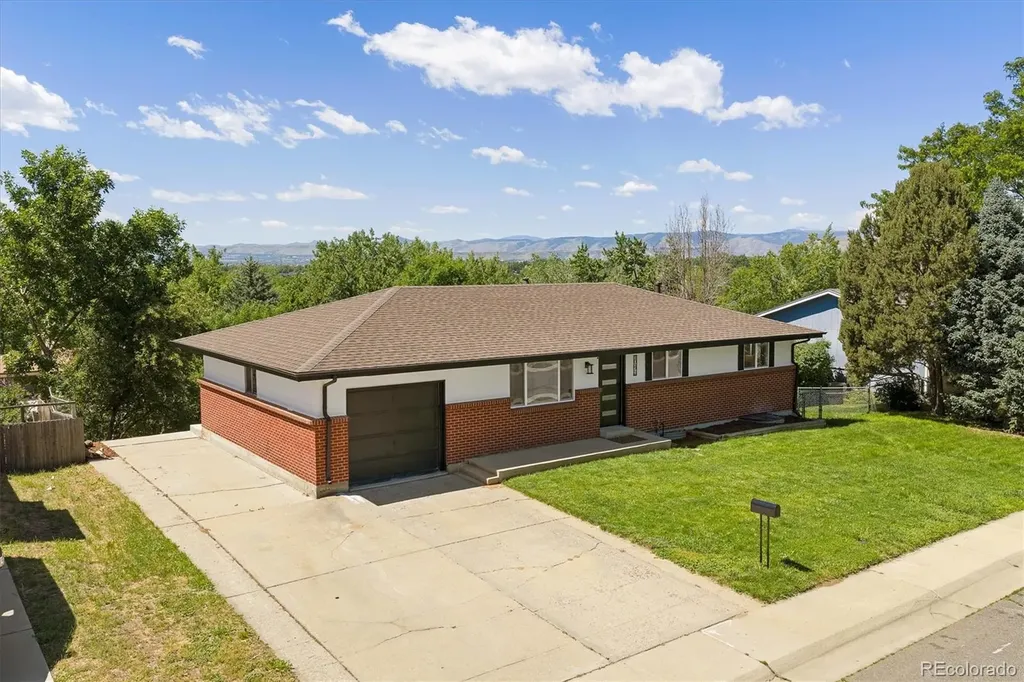 Arvada CO, 10172 W 69th Avenue