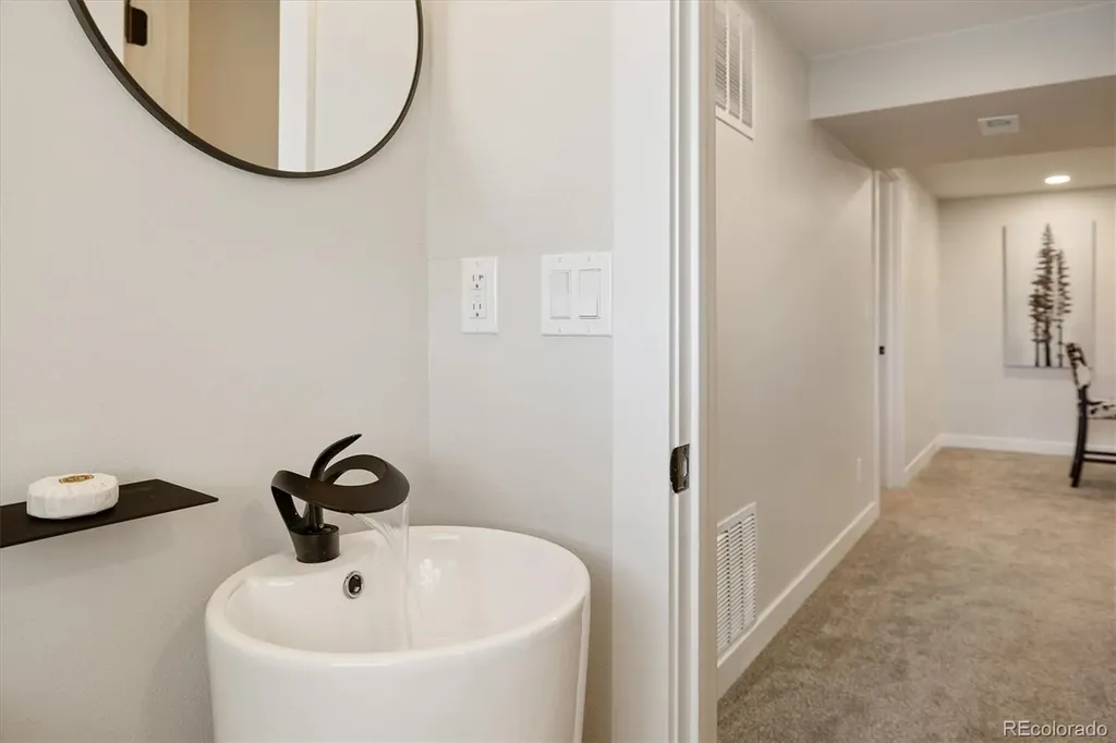 10172 W 69th Avenue Arvada CO 80004