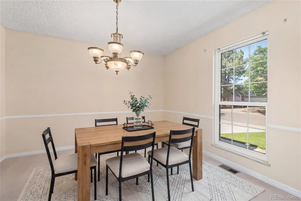 2316 S Dawson Way Aurora CO 80014