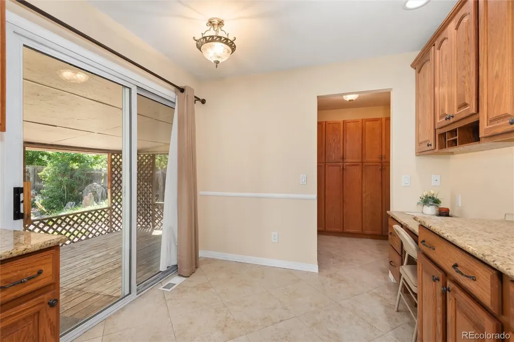 2316 S Dawson Way Aurora CO 80014