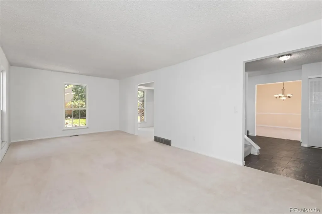 2316 S Dawson Way Aurora CO 80014