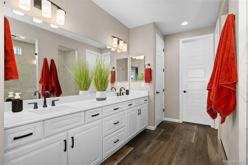 3988 Grand Baker Street Aurora CO 80019