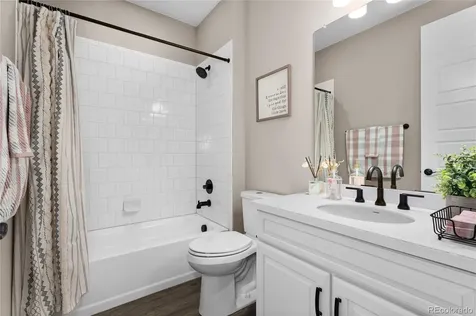 3988 Grand Baker Street Aurora CO 80019