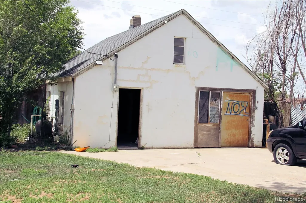 275 S Mcdonnell Street Byers CO 80103