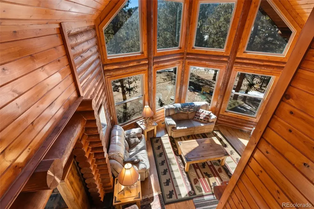 10448 Cr1 Florissant CO 80816