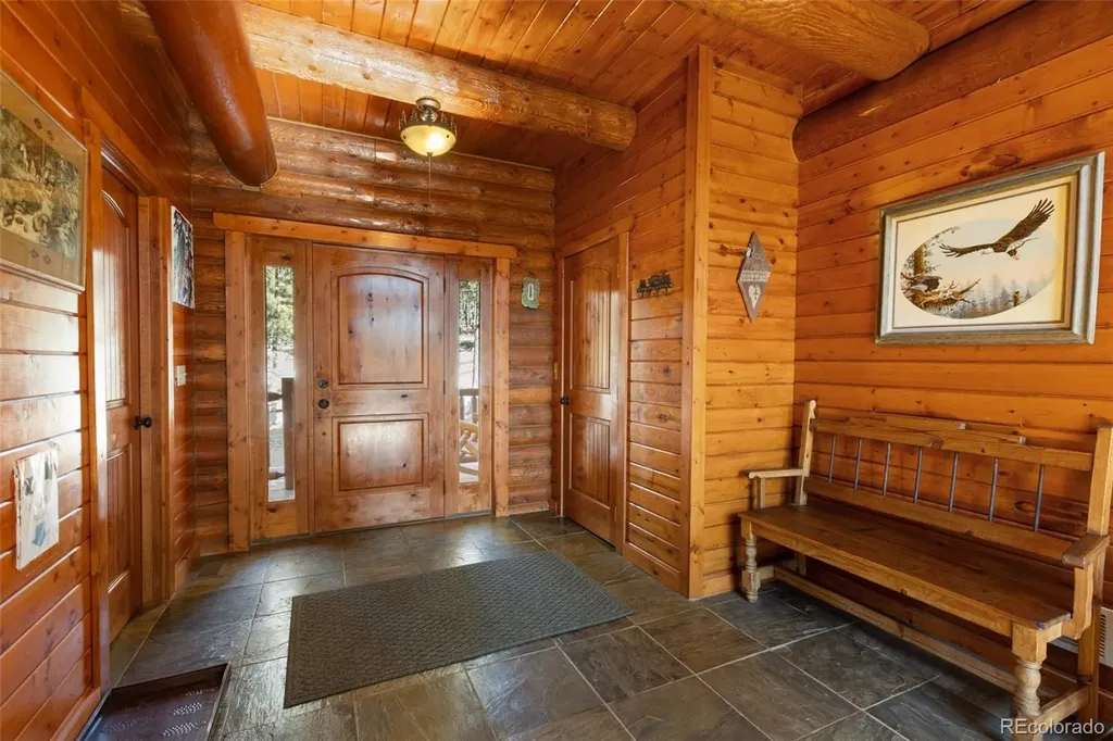 10448 Cr1 Florissant CO 80816