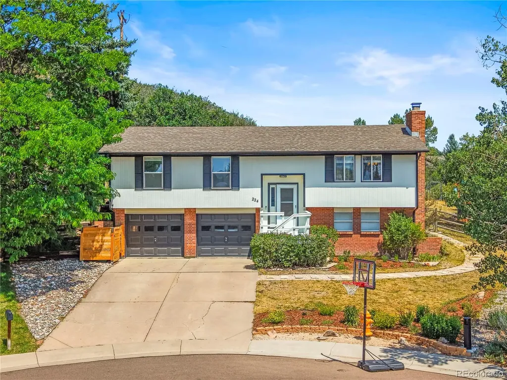 224 Hill Court Castle Rock CO 80104