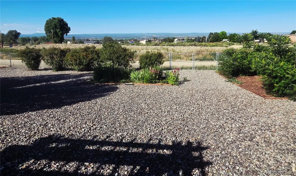 1700 Alder Drive Montrose CO 81401