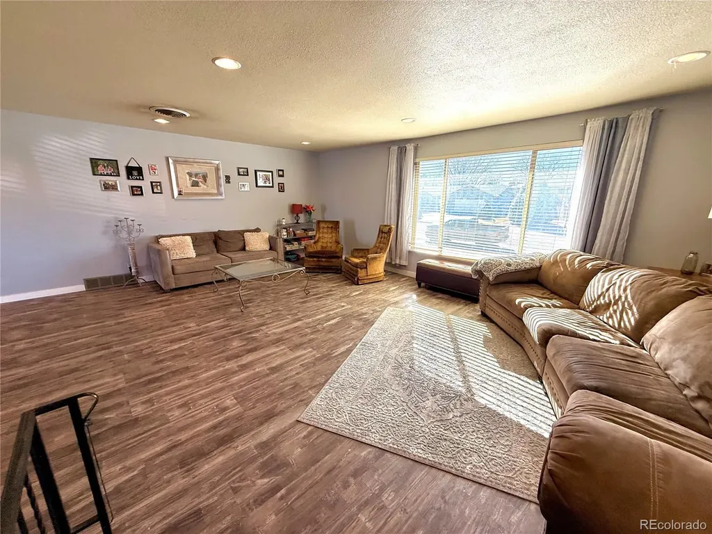 110 Encino Drive Pueblo CO 81005