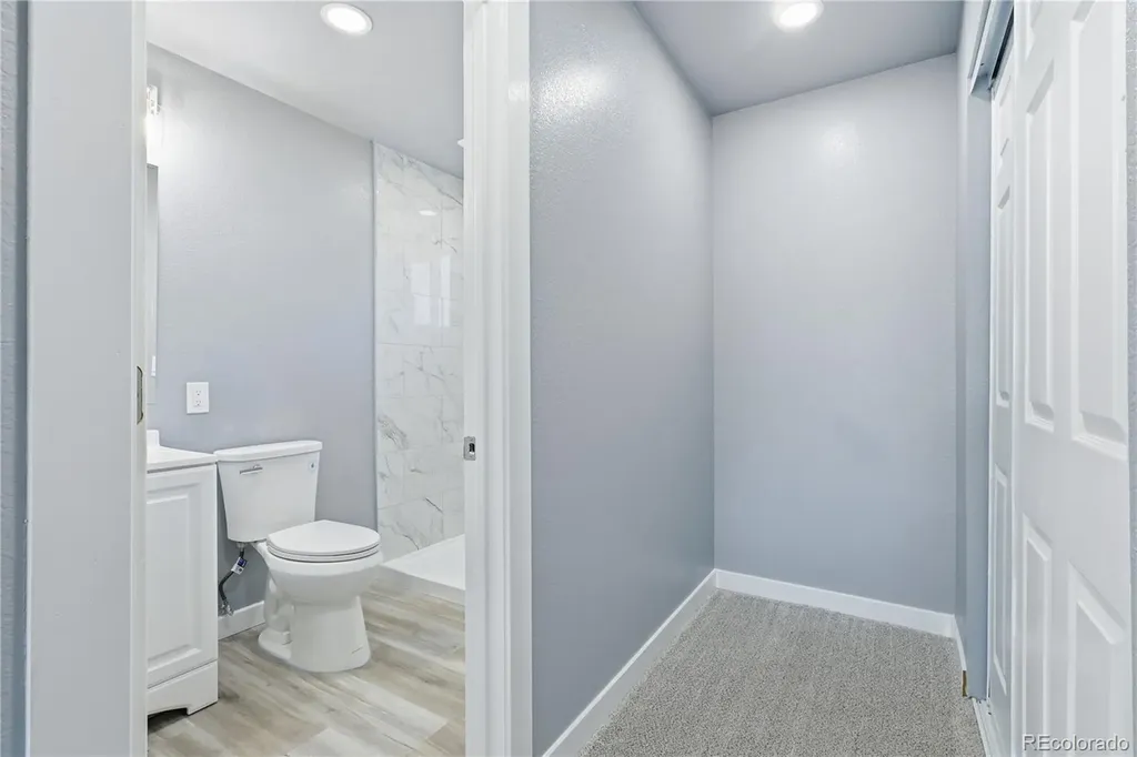 9465 Damon Drive Denver CO 80260