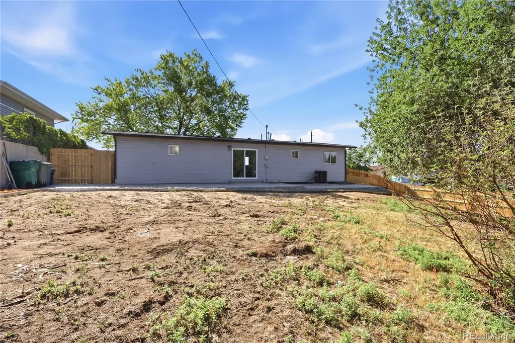 9465 Damon Drive Denver CO 80260
