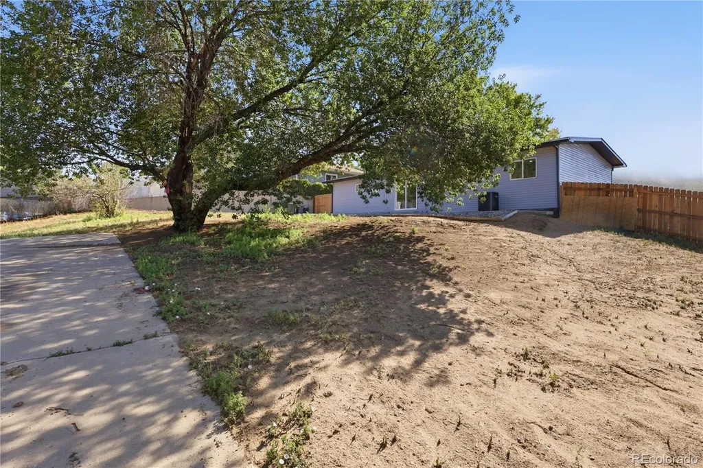 9465 Damon Drive Denver CO 80260