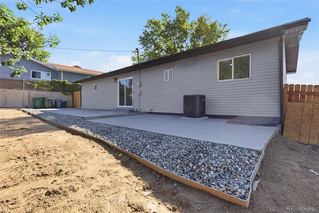 9465 Damon Drive Denver CO 80260