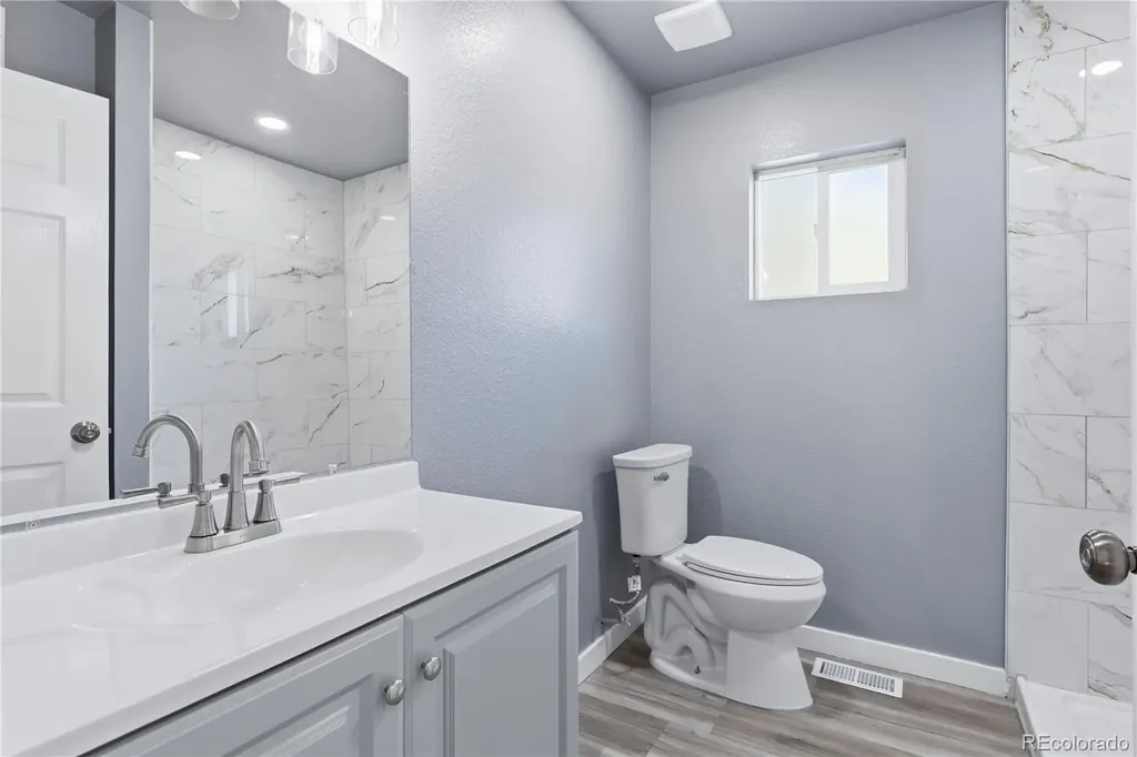 9465 Damon Drive Denver CO 80260