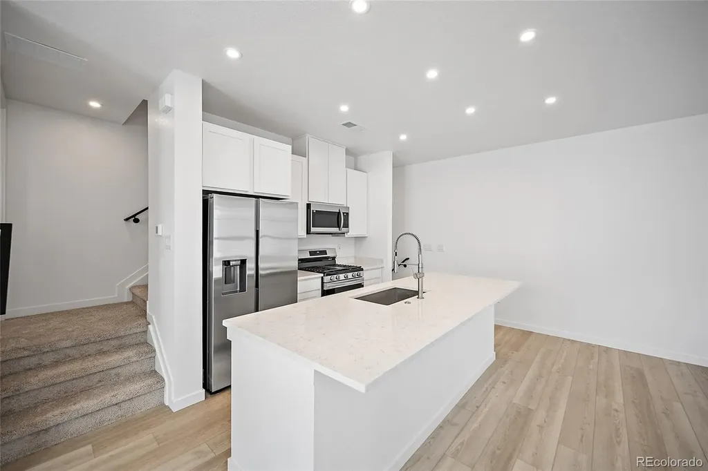2060 S Holly Street Denver CO 80222