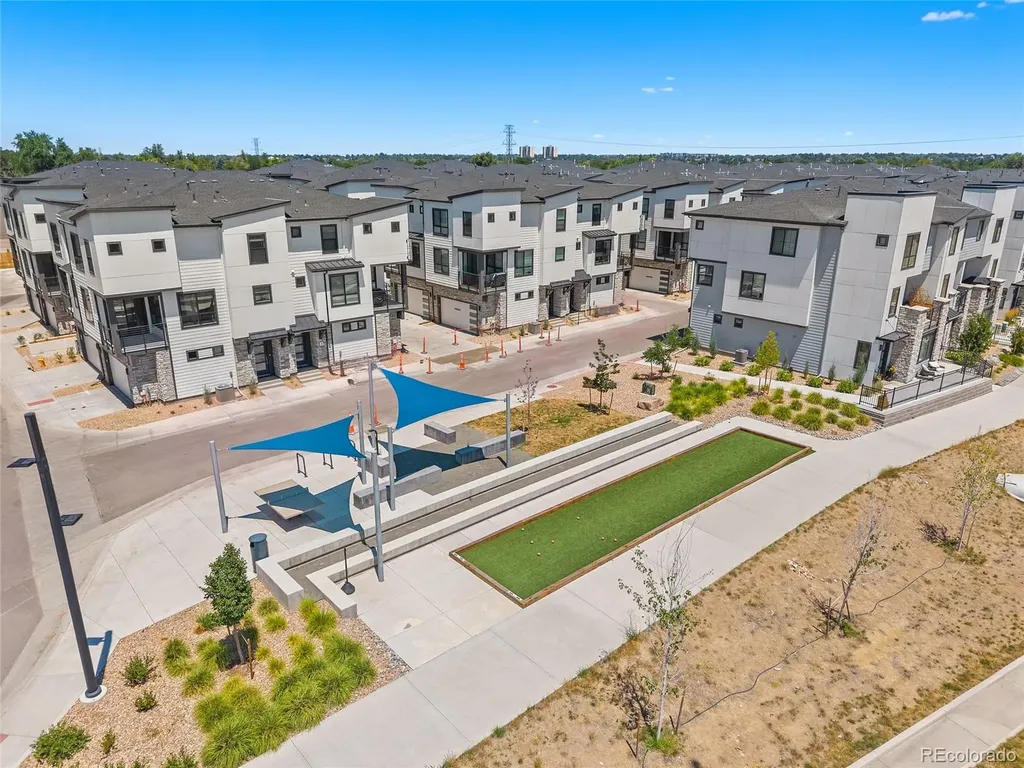 2060 S Holly Street Denver CO 80222