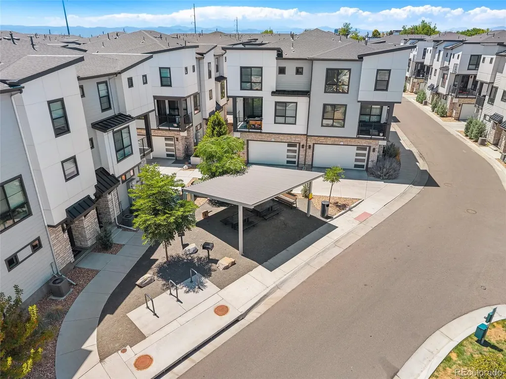 2060 S Holly Street Denver CO 80222