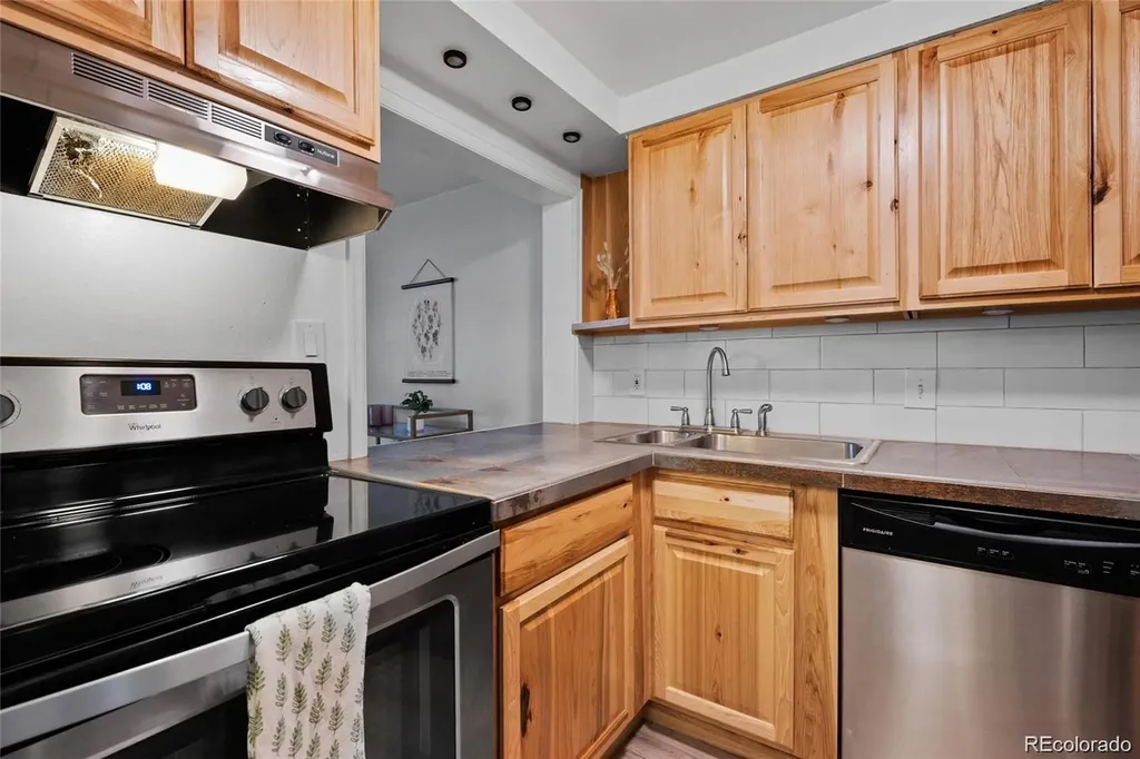 1260 York Street Denver CO 80206