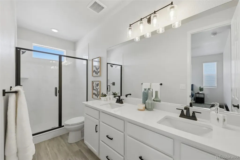 22876 E Tufts Place Aurora CO 80015