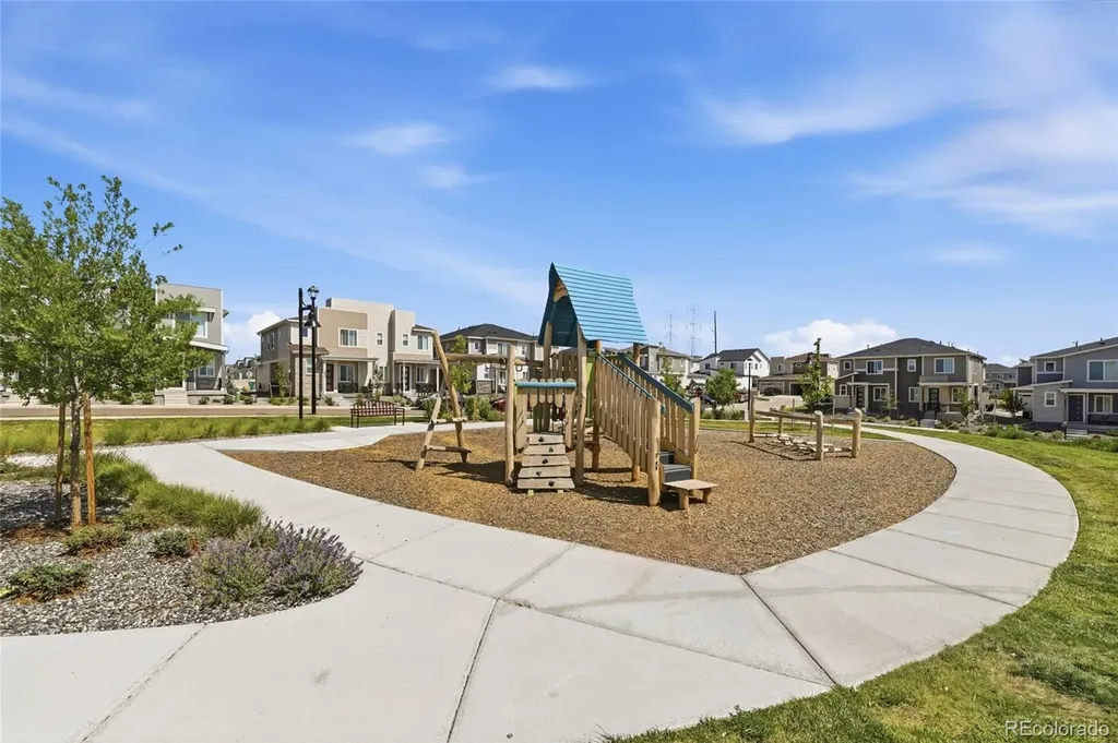 22876 E Tufts Place Aurora CO 80015