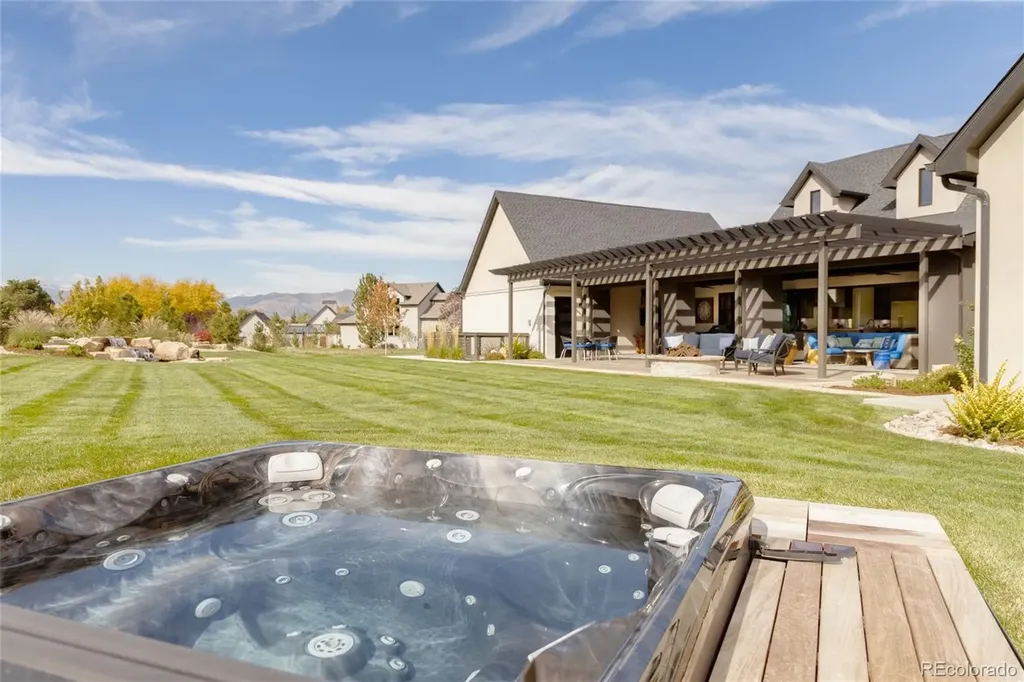 6816 Goldbranch Drive Niwot CO 80503
