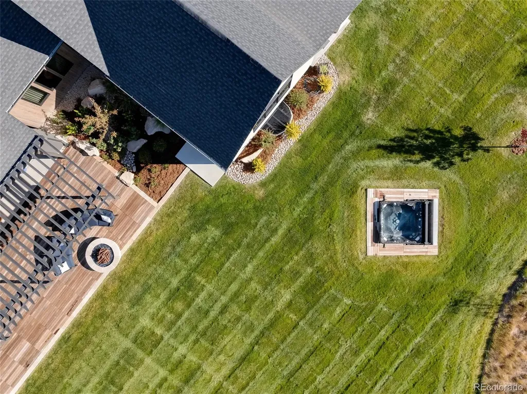 6816 Goldbranch Drive Niwot CO 80503