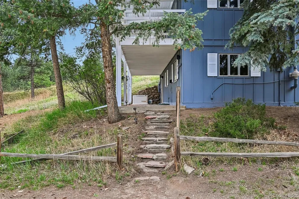 358 Kelly Road Boulder CO 80302