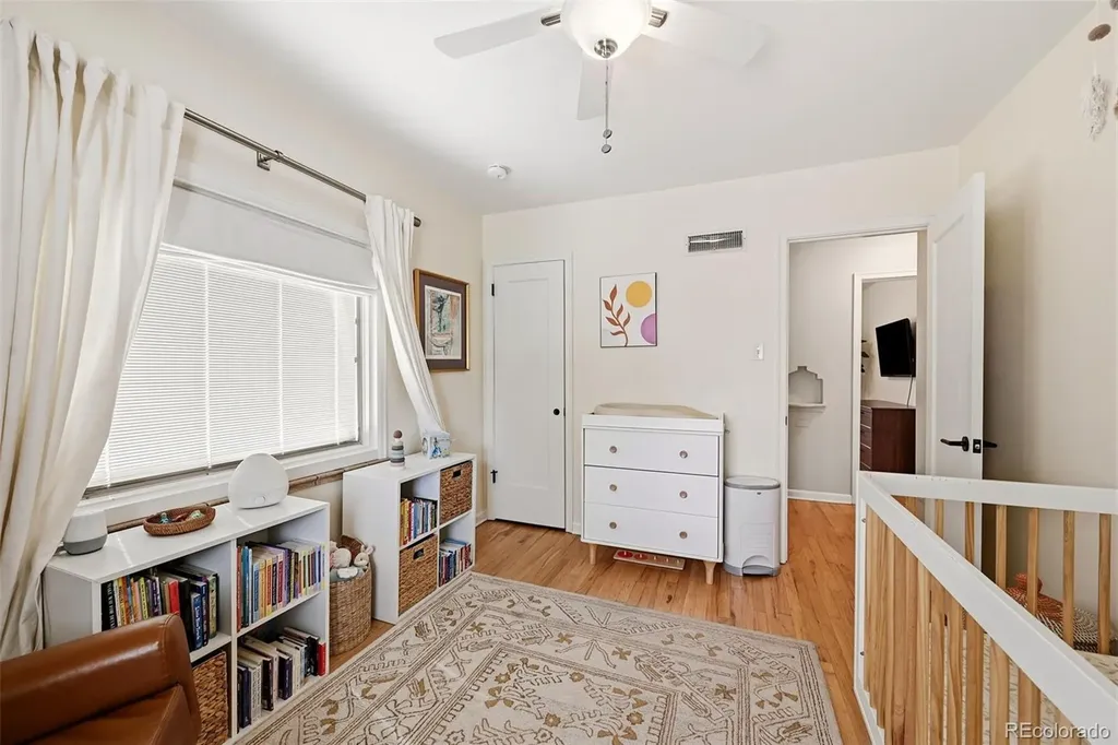 5075 W Moncrieff Place Denver CO 80212