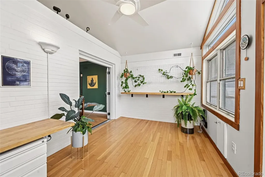5075 W Moncrieff Place Denver CO 80212