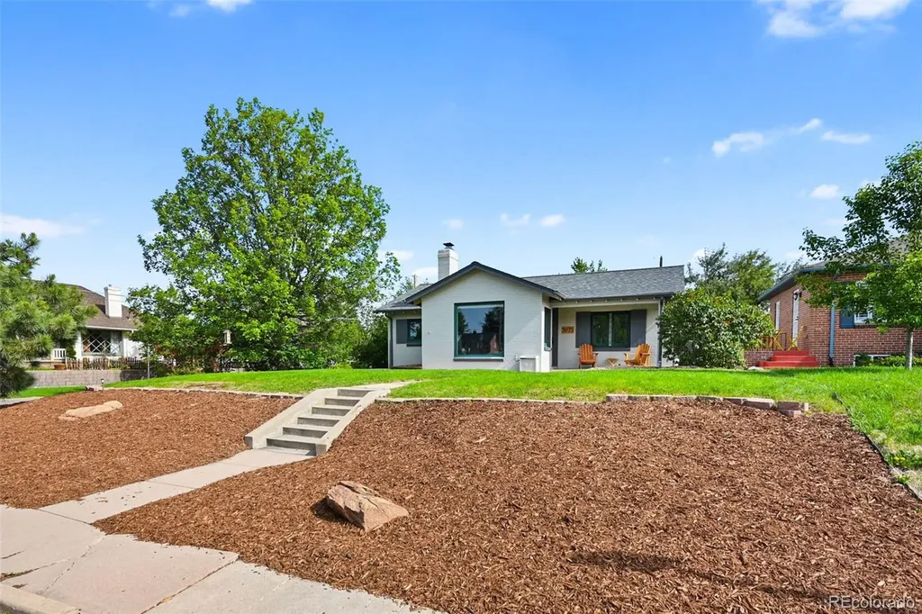 5075 W Moncrieff Place Denver CO 80212
